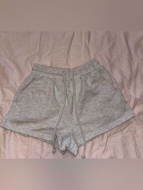 Zara Light Gray Athletic Drawstring Shorts size small